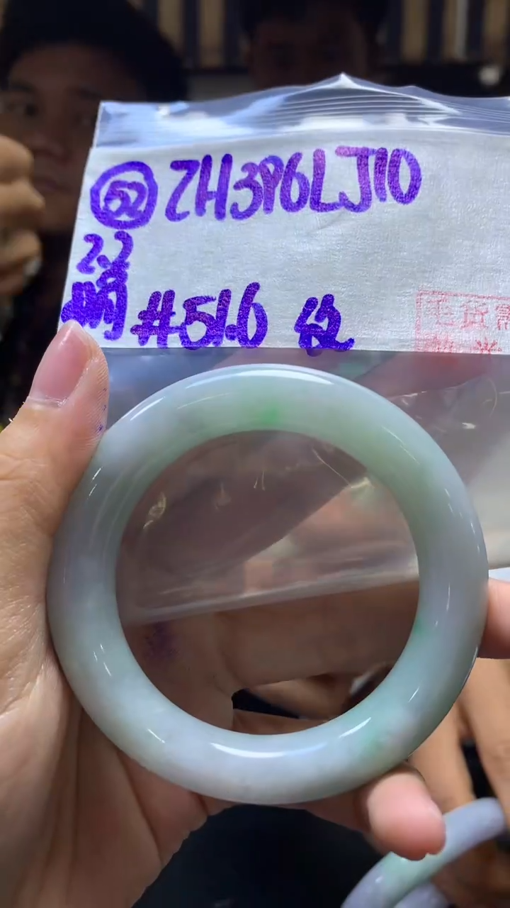 【闪购商品】定制翡翠未镶嵌52手镯51.6纹+396元+拍一发一