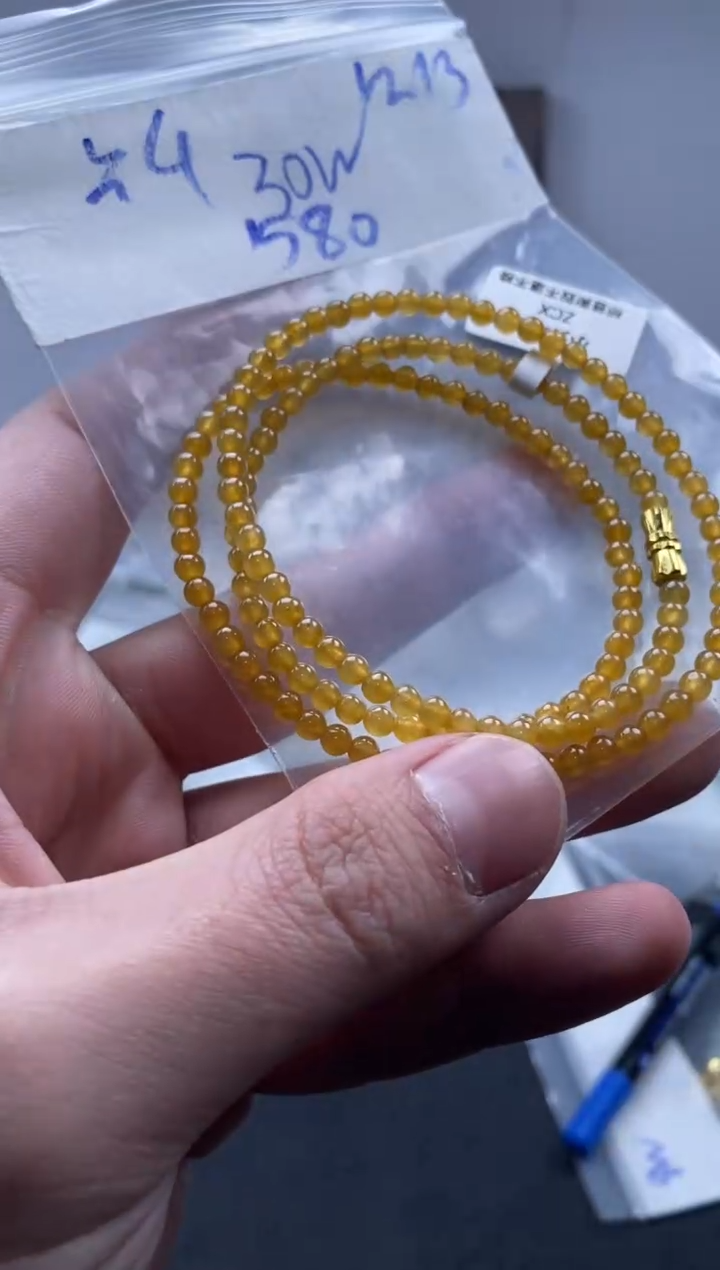 颈饰未镶嵌翡翠天然翡翠珠子