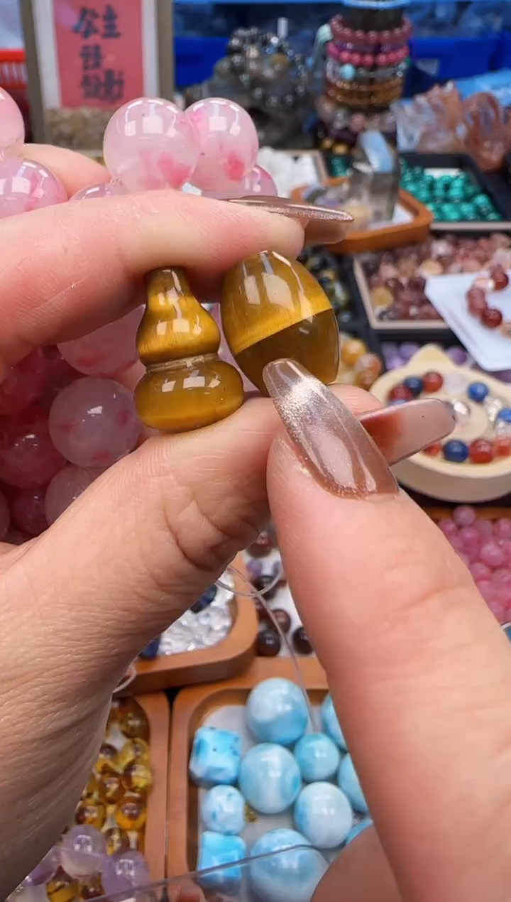 颈饰未镶嵌木变石（虎睛石）福****?61a多样性发其一/12.5/1个