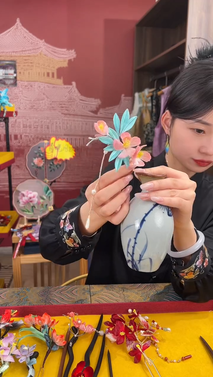 【闪购商品】刺绣非遗绒花（发饰）