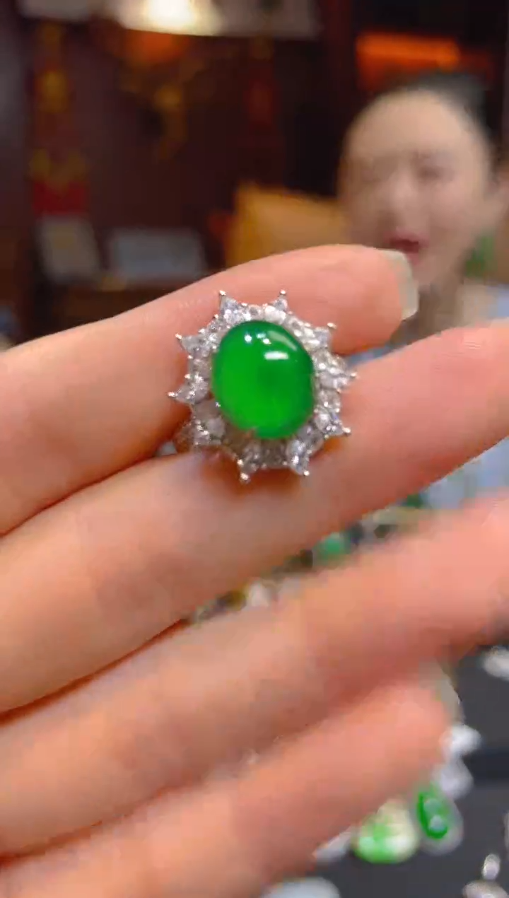 【闪购商品】翡翠戒指银S925镶嵌119727天然A货翡翠蛋面戒指