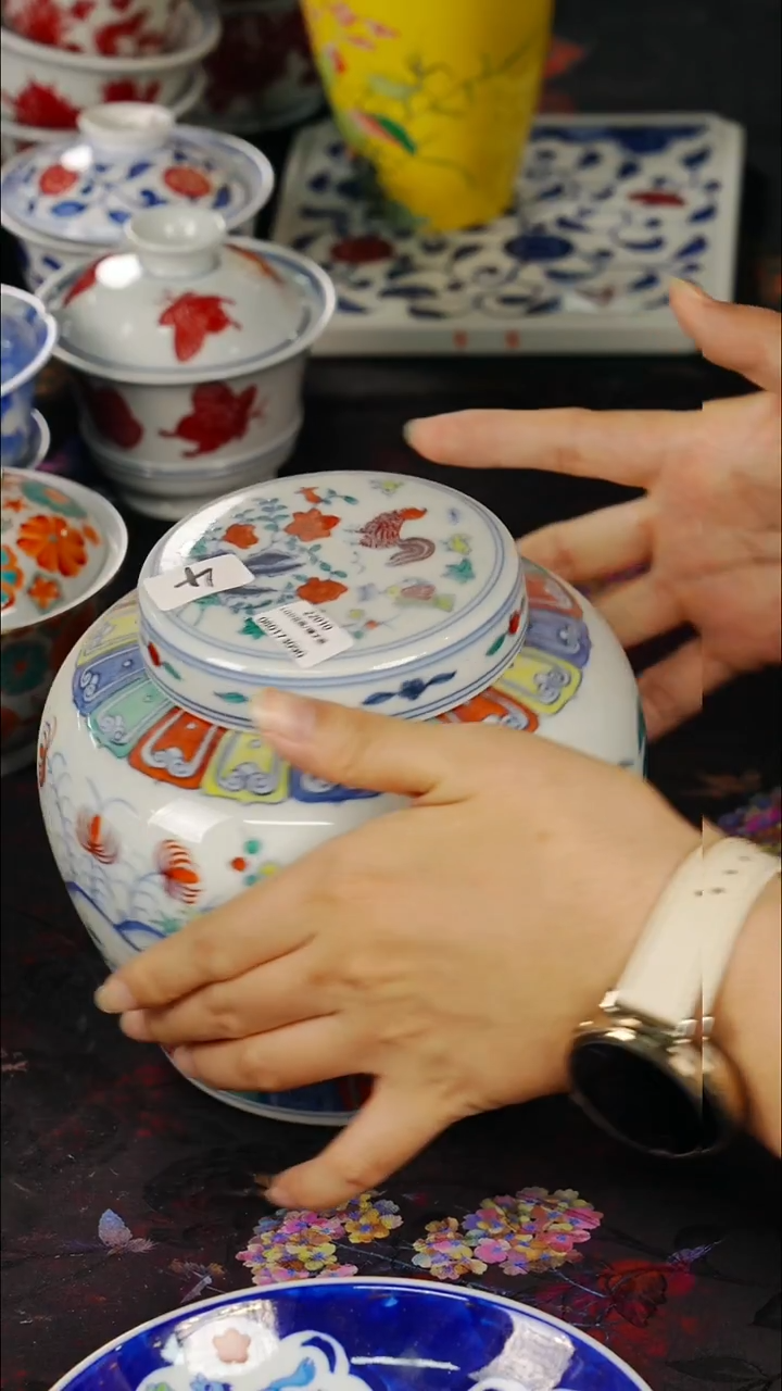 陶瓷一盏清茗，一席美器