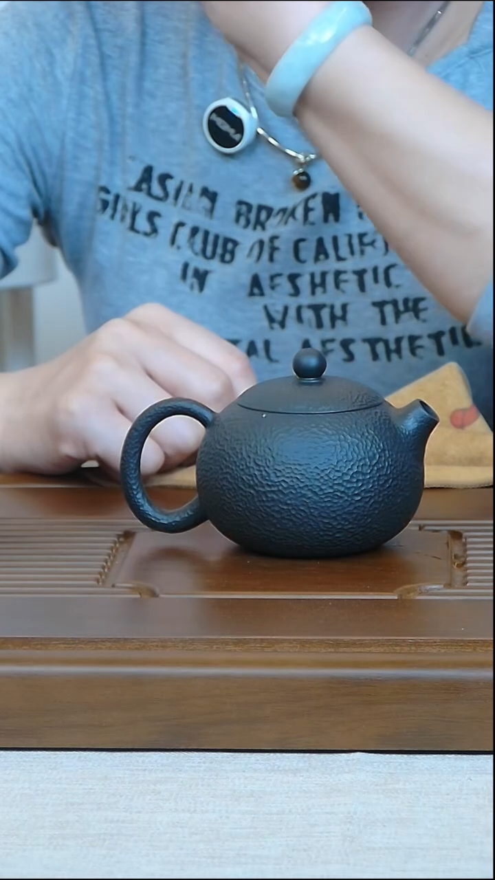 04锤纹西施壶/纯手工制作