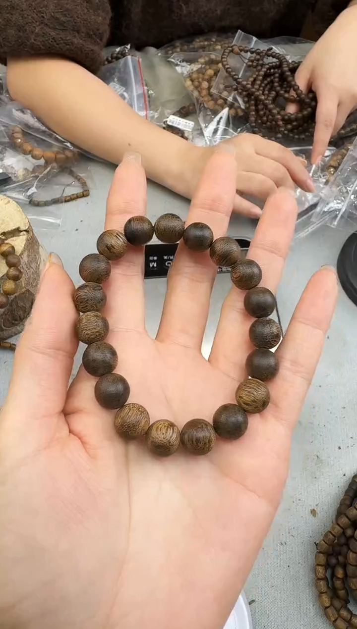 沉香手串1111沉香老料圆珠单圈多样性发一