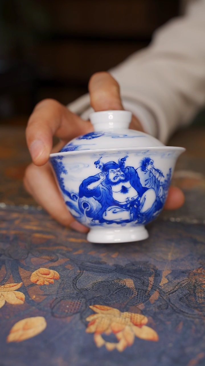 【闪购商品】杯铭墨钟馗醉酒盖碗