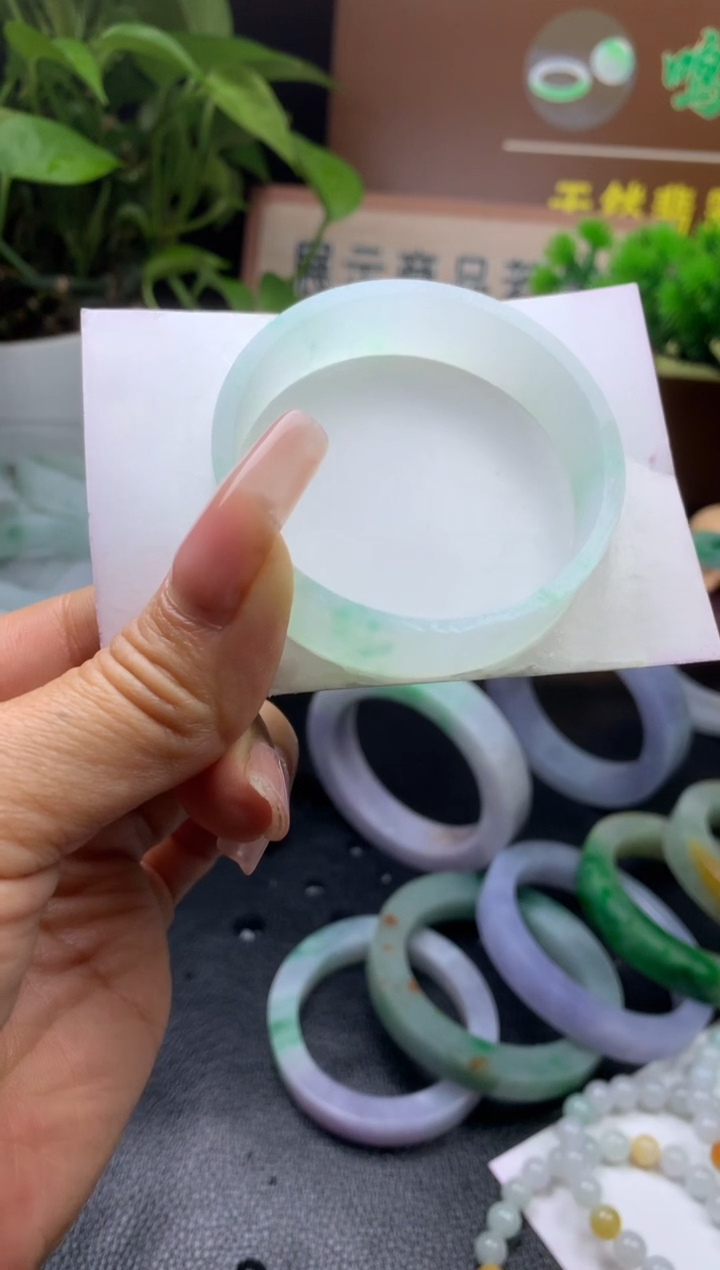 【闪购商品】定制翡翠毛坯定制未镶嵌51-52公主