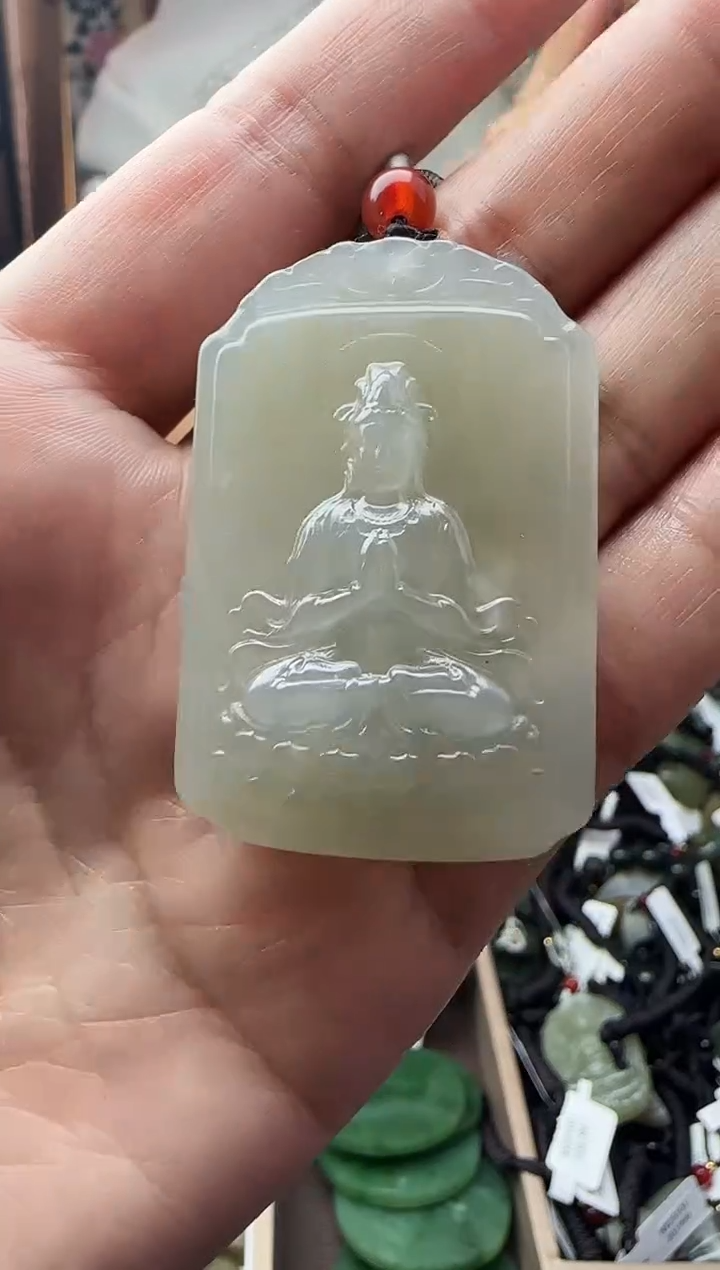 颈饰未镶嵌和田玉和田玉吊坠111