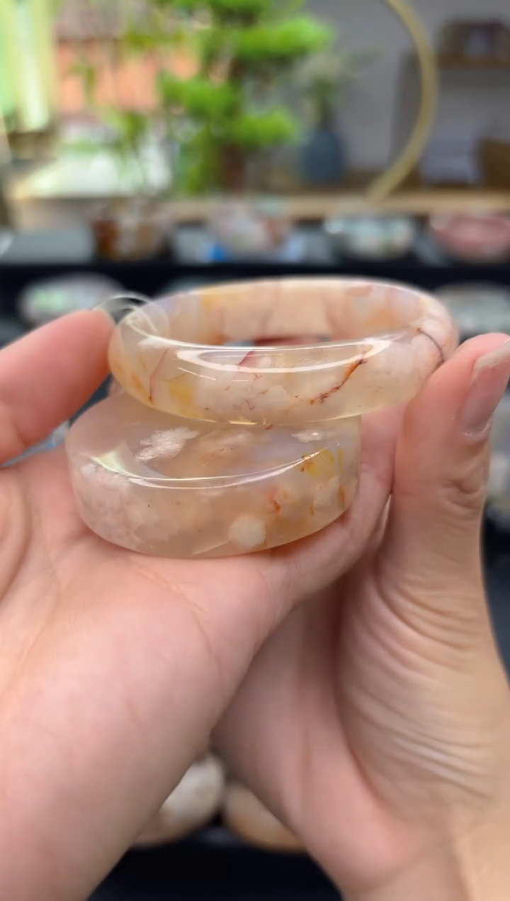 【闪购商品】石英质玉手镯未镶嵌C517(54圈赠送镯心)