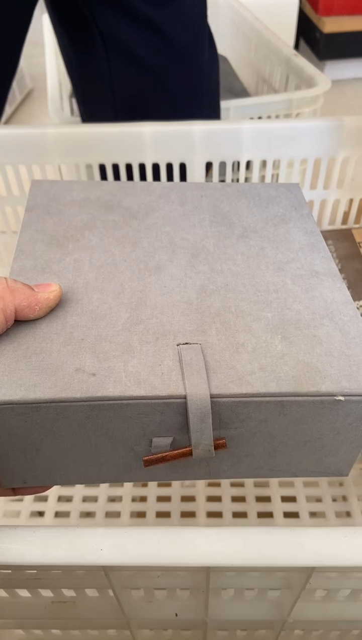 无运费险有瑕疵的摄影的产品有使用过的痕迹有点脏介意勿拍