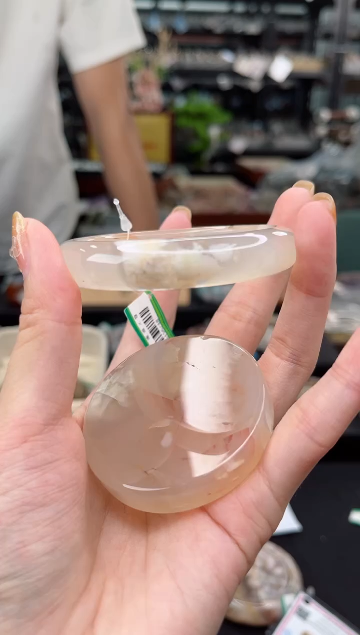 【闪购商品】石英质玉手镯未镶嵌57圈口（赠品镯心）3456248