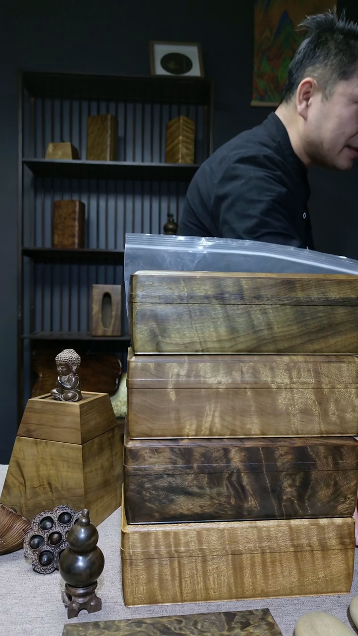 金丝楠我****风金丝楠木丁丁楠推拉盒