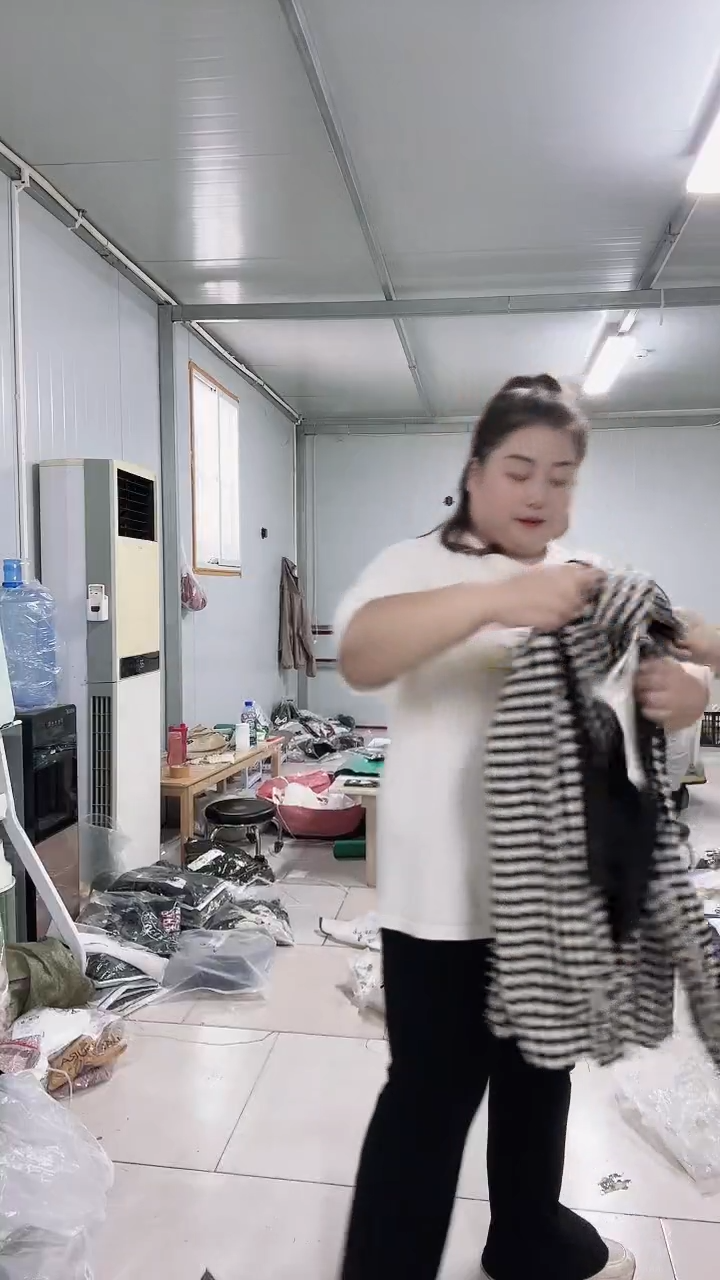 仓库单件商品，听讲解体重