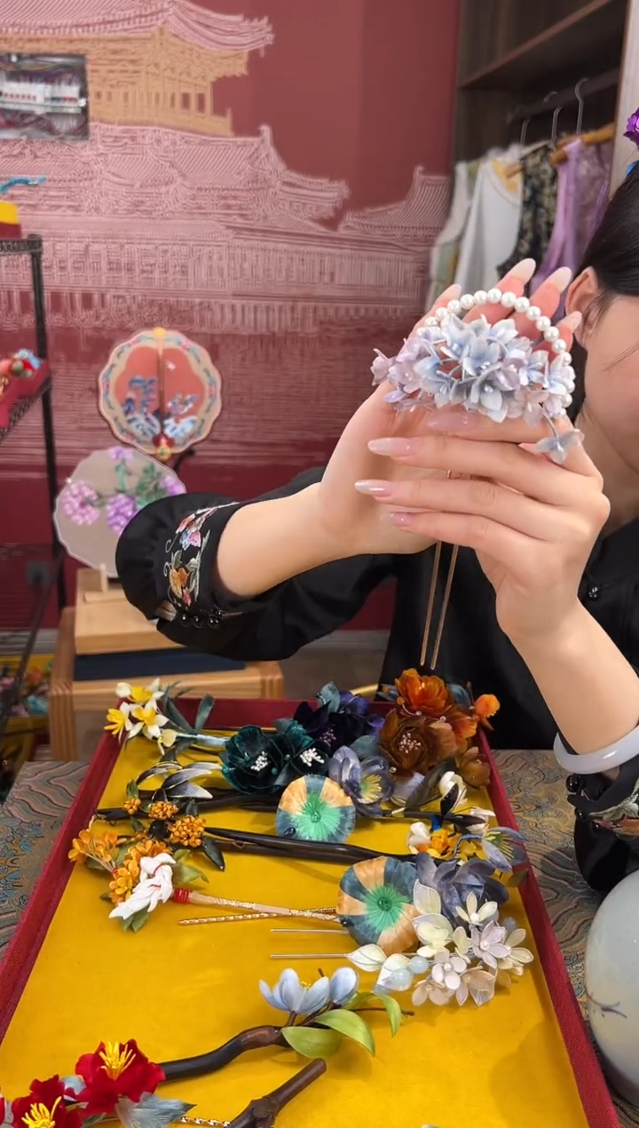 【闪购商品】刺绣非遗绒花（发饰）