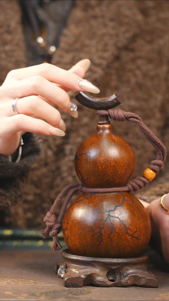 【闪购商品】XH247大漆酒葫芦不包手串及旋转底座