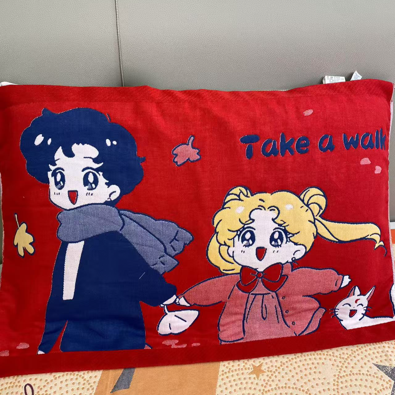 散步情侣纯棉轻奢枕巾