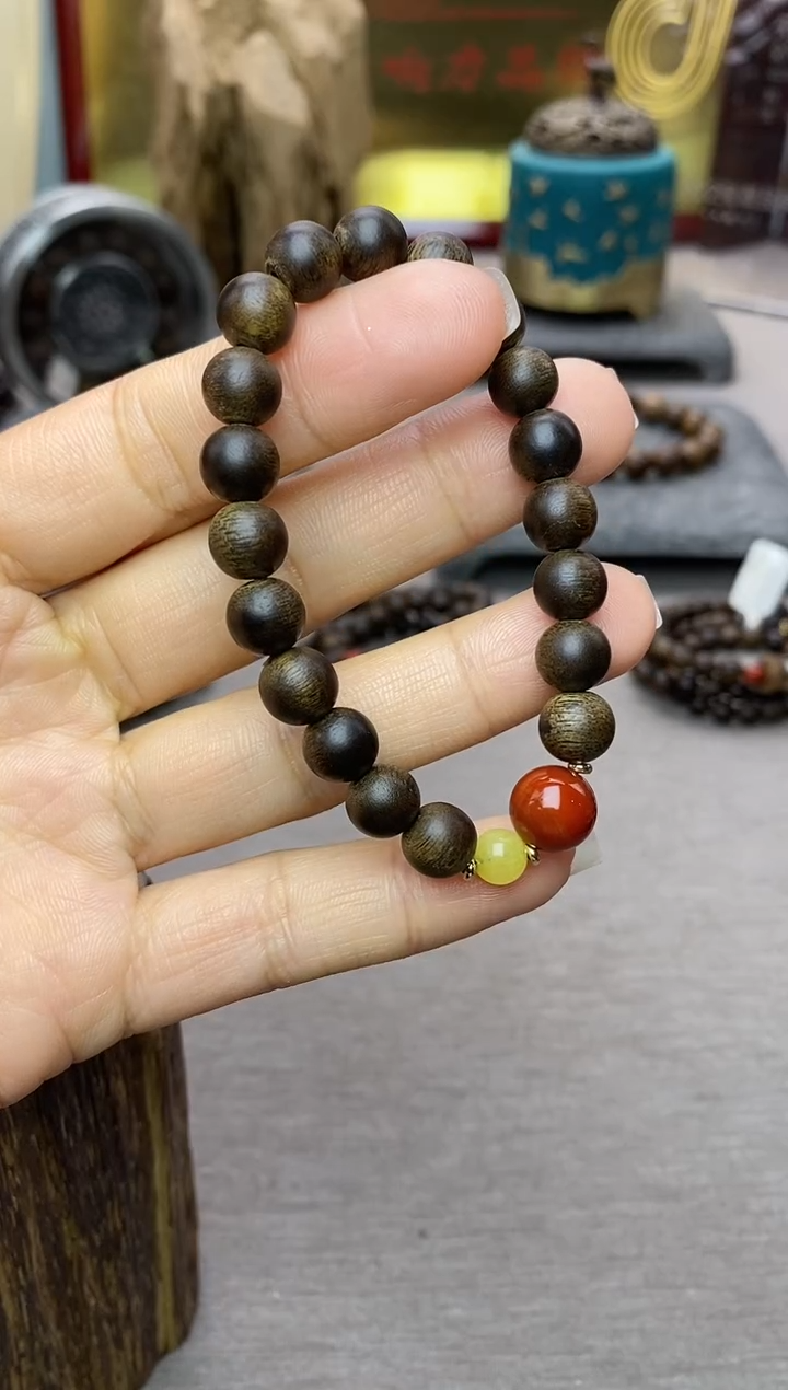 【闪购商品】沉香手串越南顺化玉化紫棋楠08 沉水单圈+配饰