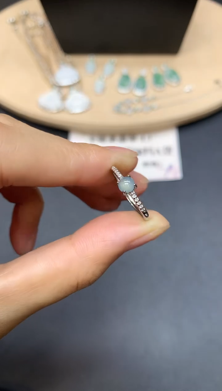 【闪购商品】翡翠戒指银S925镶嵌蛋面【多样性发其一】