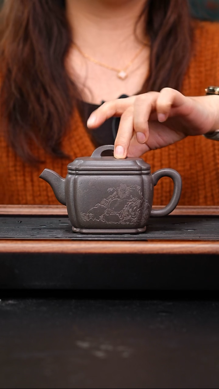 茶壶紫砂全手工天青汉瓦刻绘钟馗260