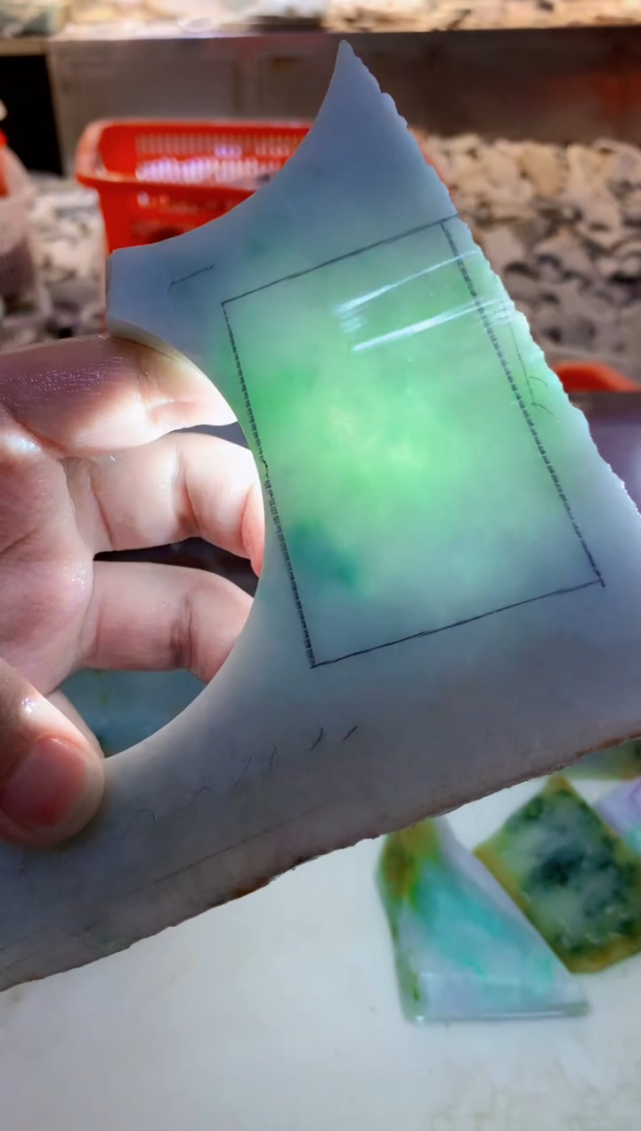 翡翠未镶嵌颈饰0韩0翡翠珠宝566