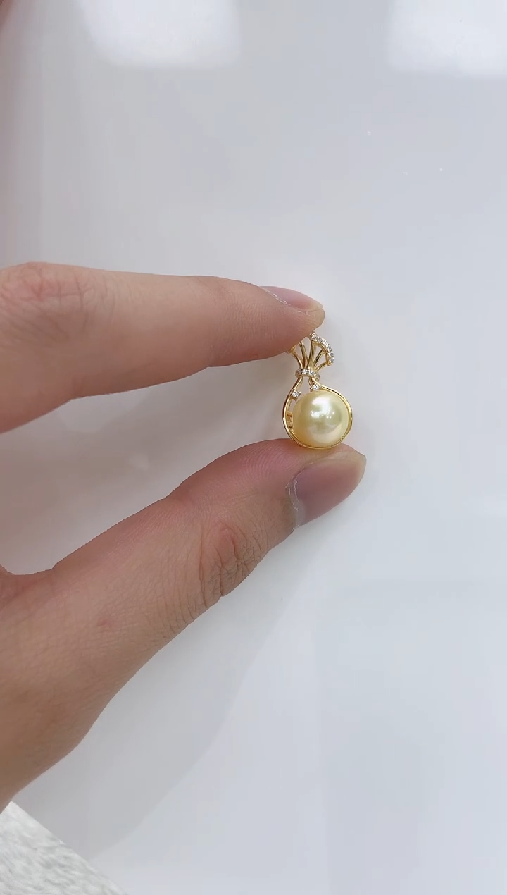 【闪购商品】海水珍珠吊坠(不含链)银S925镶嵌海水珍珠吊坠
