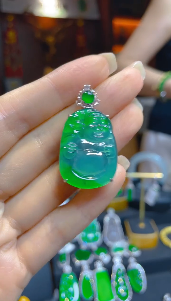 翡翠18K金镶嵌颈饰天然A货翡翠吊坠/131573