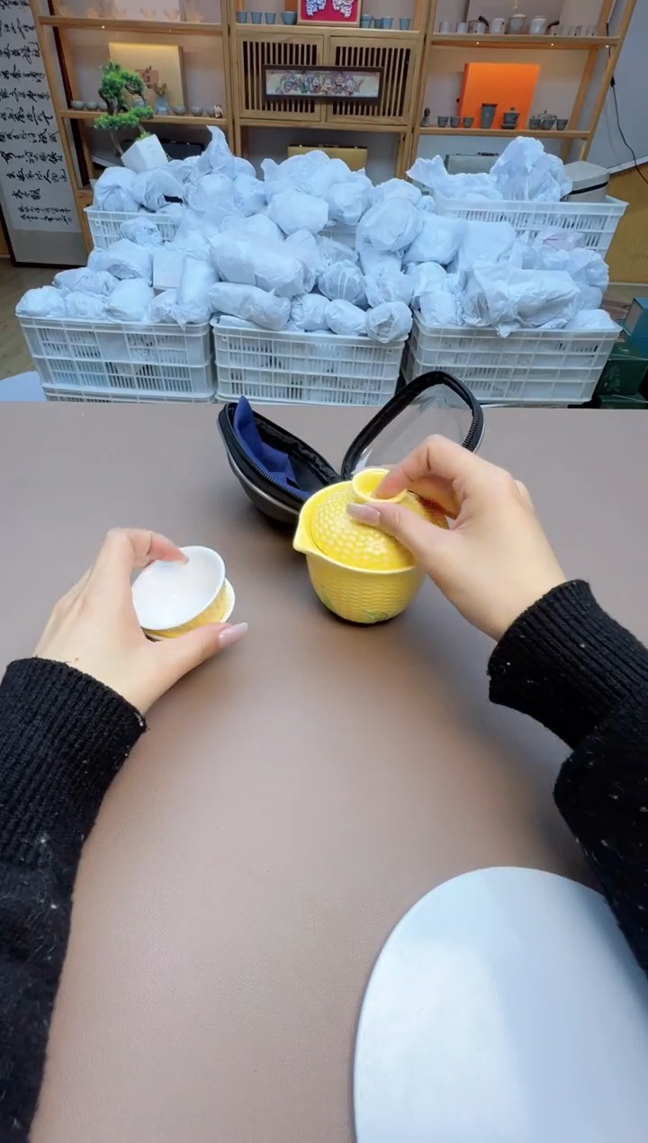 【闪购商品】摆件瓷制品S1111111111111