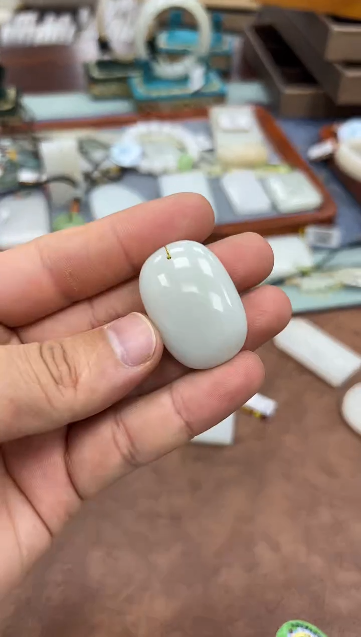 【闪购商品】和田玉吊坠未镶嵌无事牌