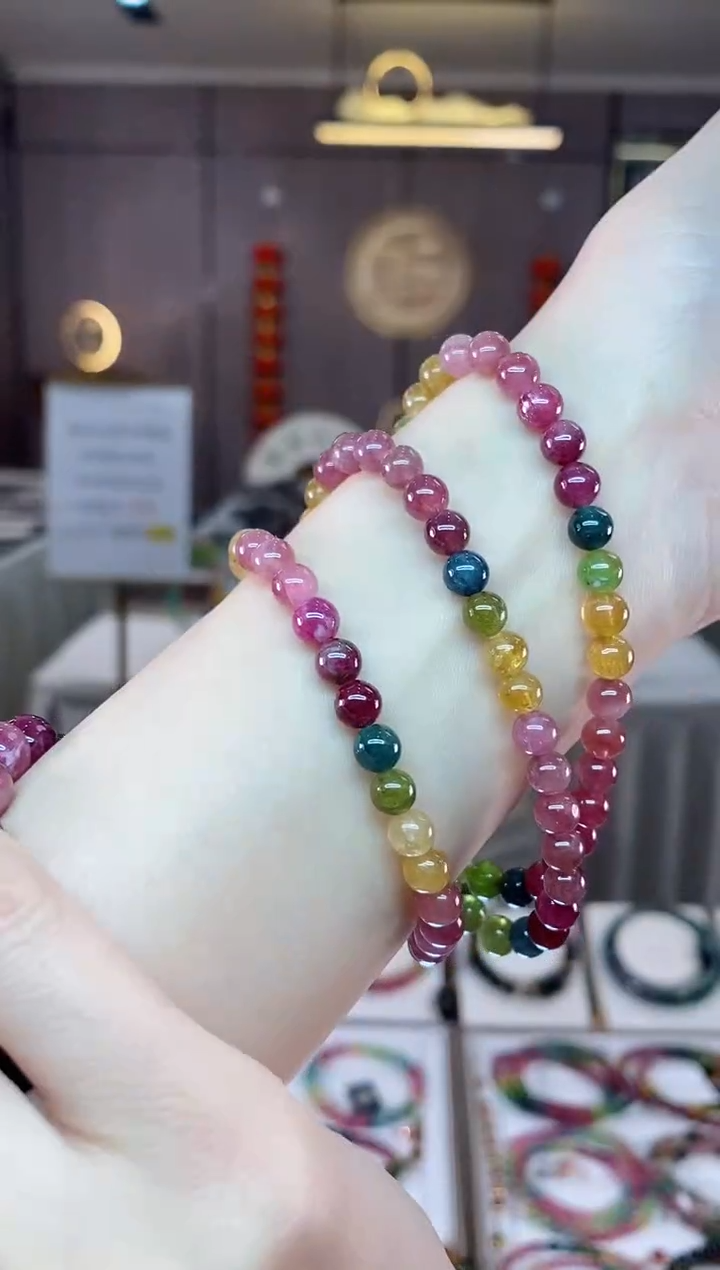 【闪购商品】碧玺三圈手串5mm+未镶嵌一物一证dan