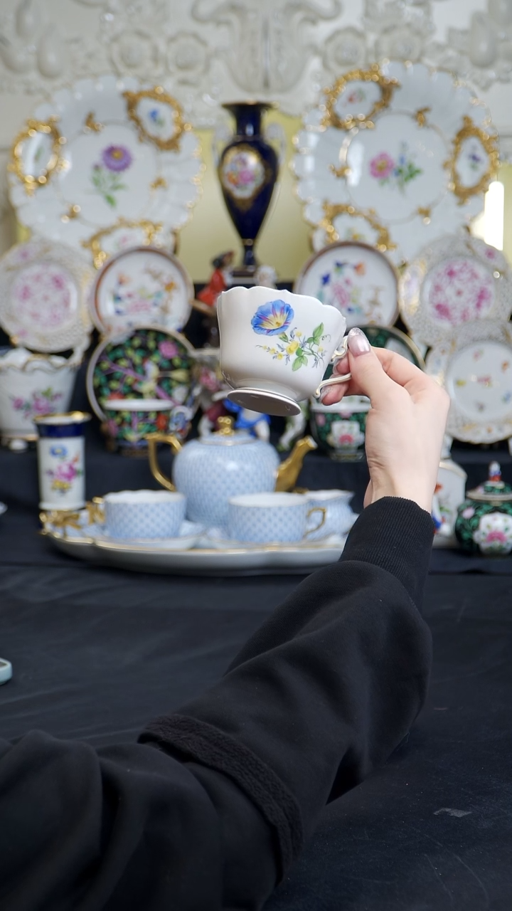 骨瓷婷婷中古器物如图所示88