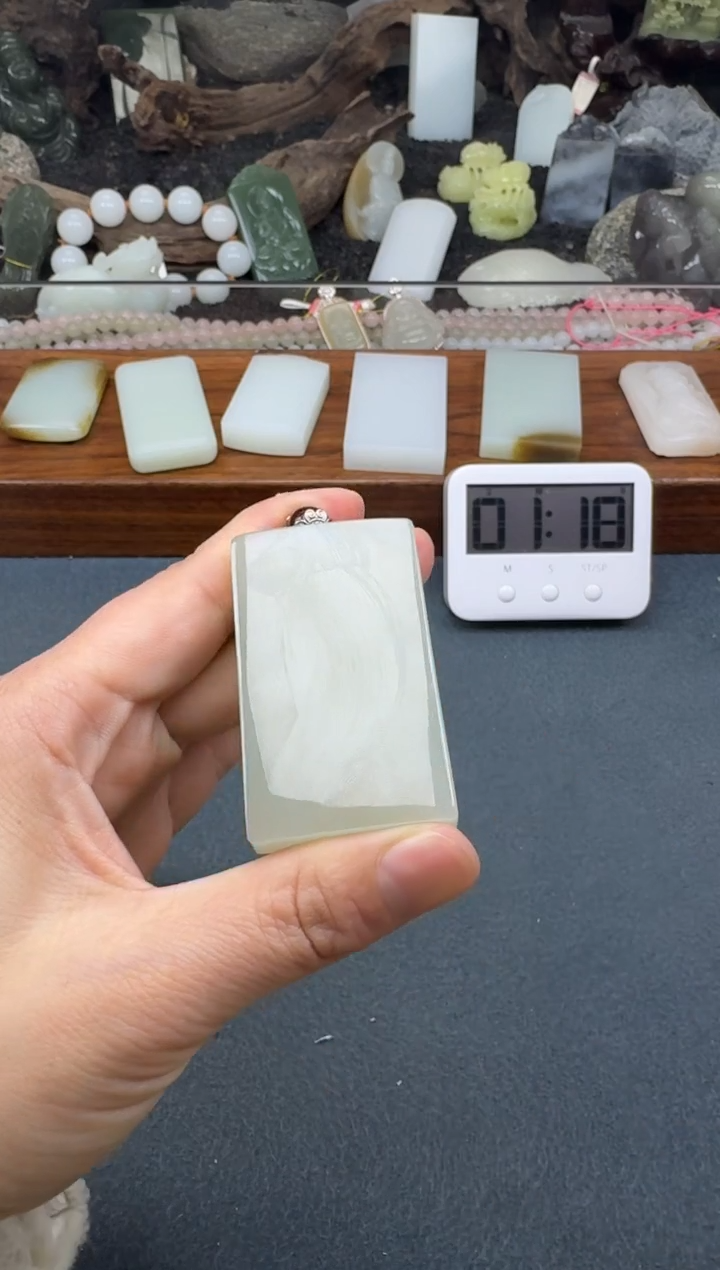 【闪购商品】和田玉未镶嵌颈饰多多