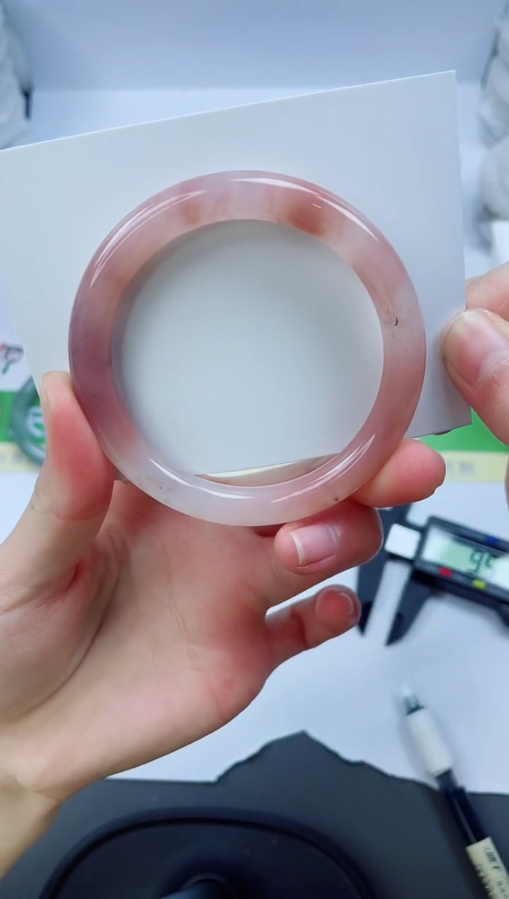 【闪购商品】石英质玉手镯未镶嵌148-54