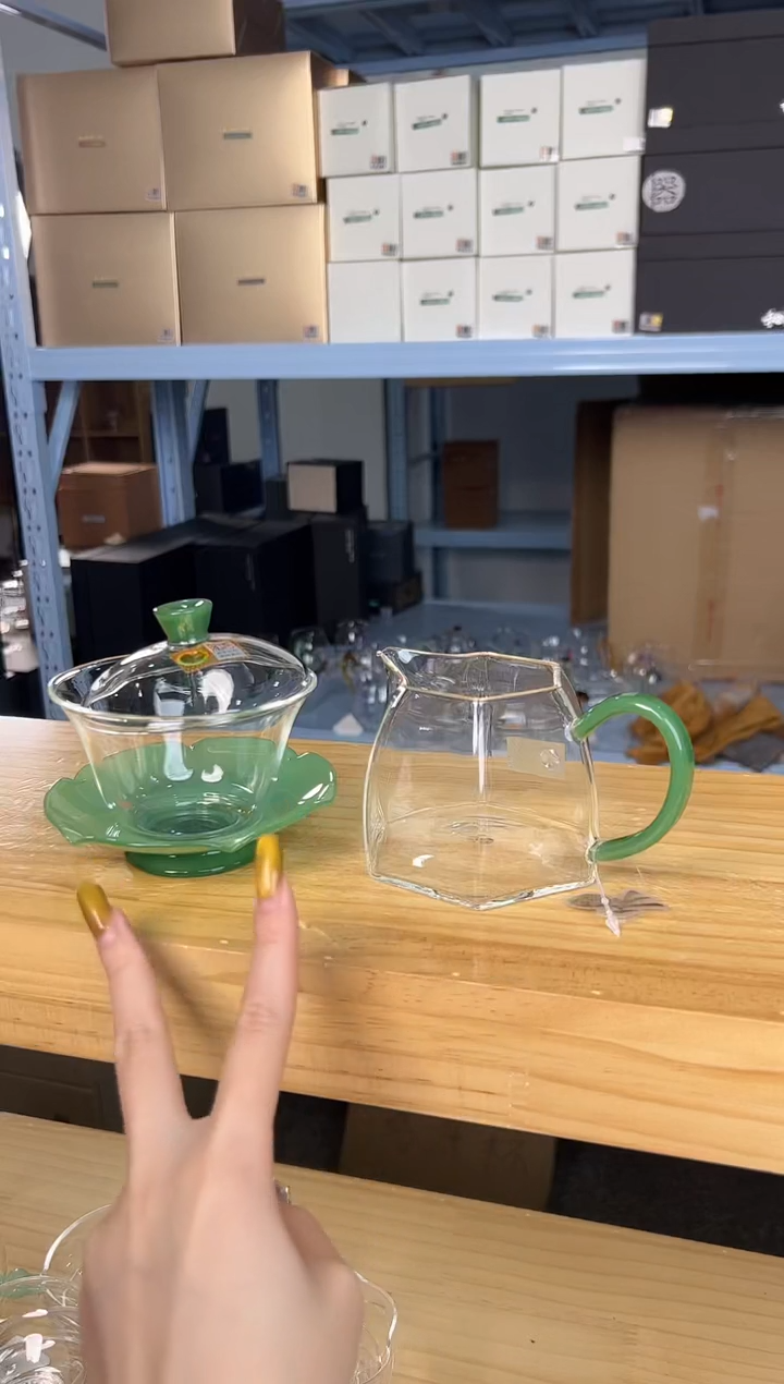 荷叶盖碗+棱然茶海 翡翠玉