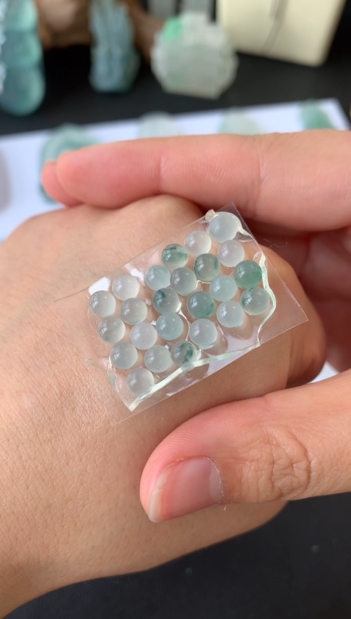【闪购商品】定制翡翠未镶嵌翡翠