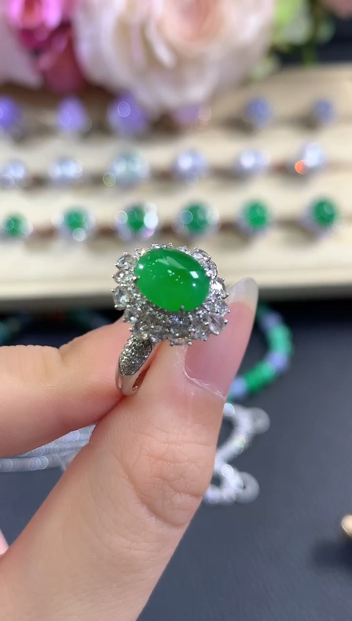 18K金镶嵌戒指翡翠b271     