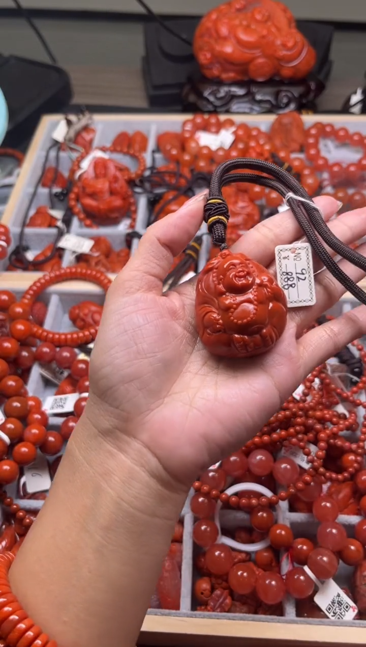 【闪购商品】南红玛瑙珠宝奇石未镶嵌92