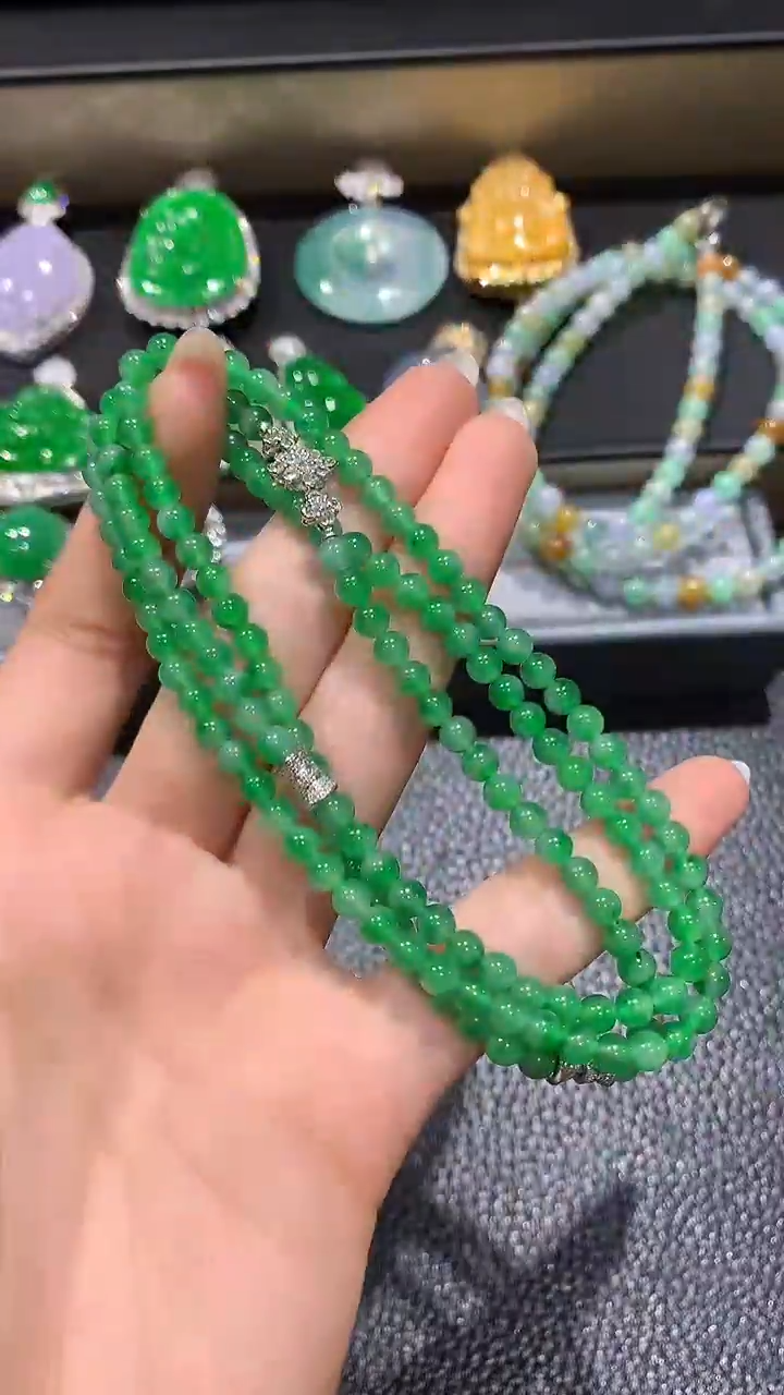 【闪购商品】翡翠手链18K金镶嵌41团购
