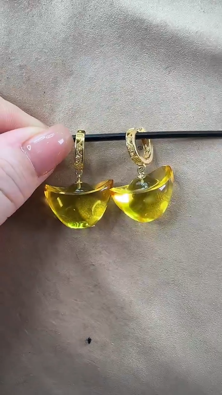 琥珀颈饰未镶嵌耳环