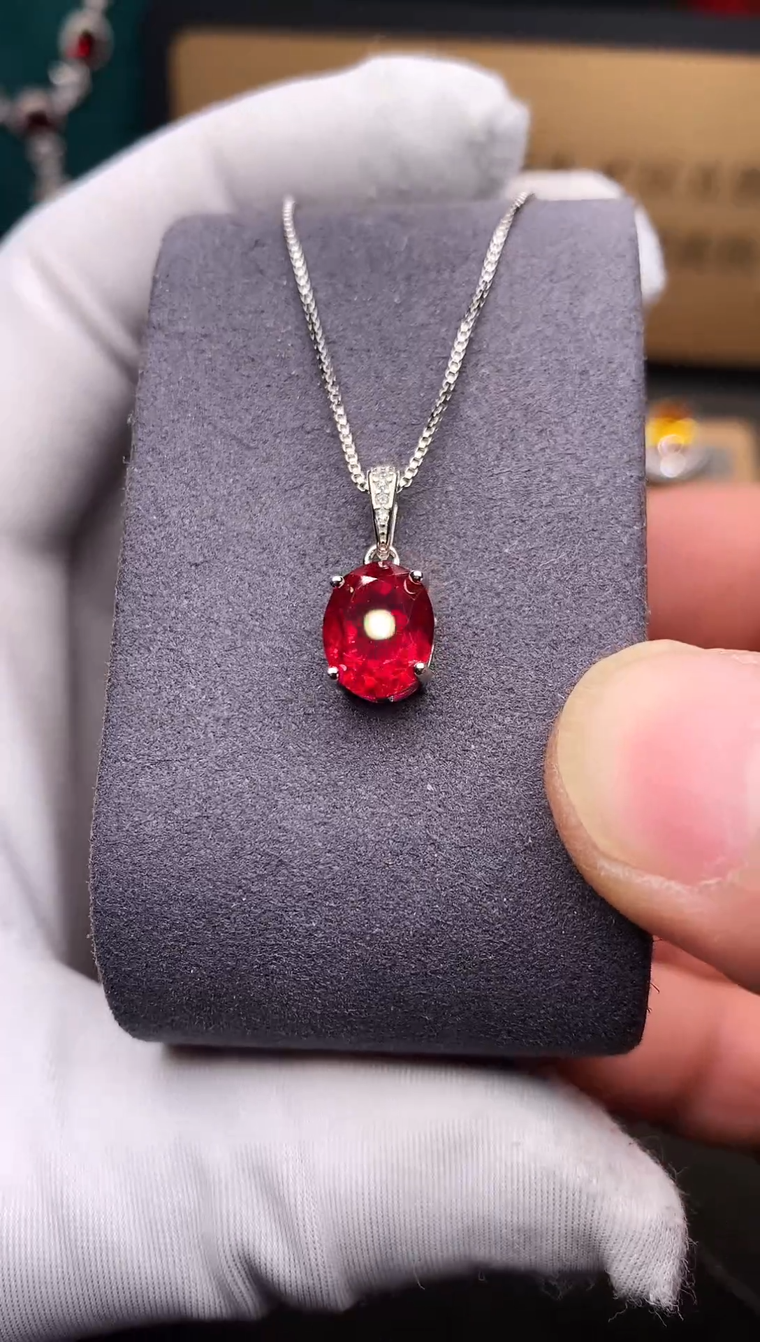颈饰银S925镶嵌红宝石.....