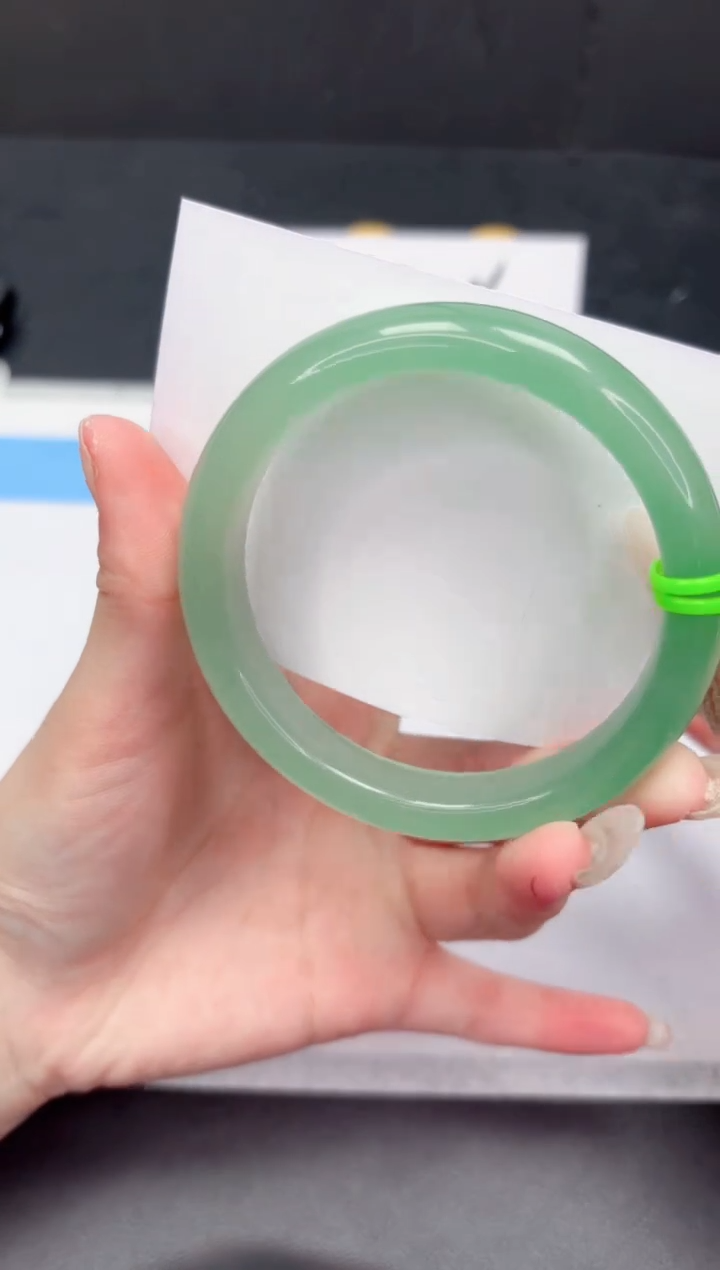 【闪购商品】石英质玉手镯未镶嵌88-60.1