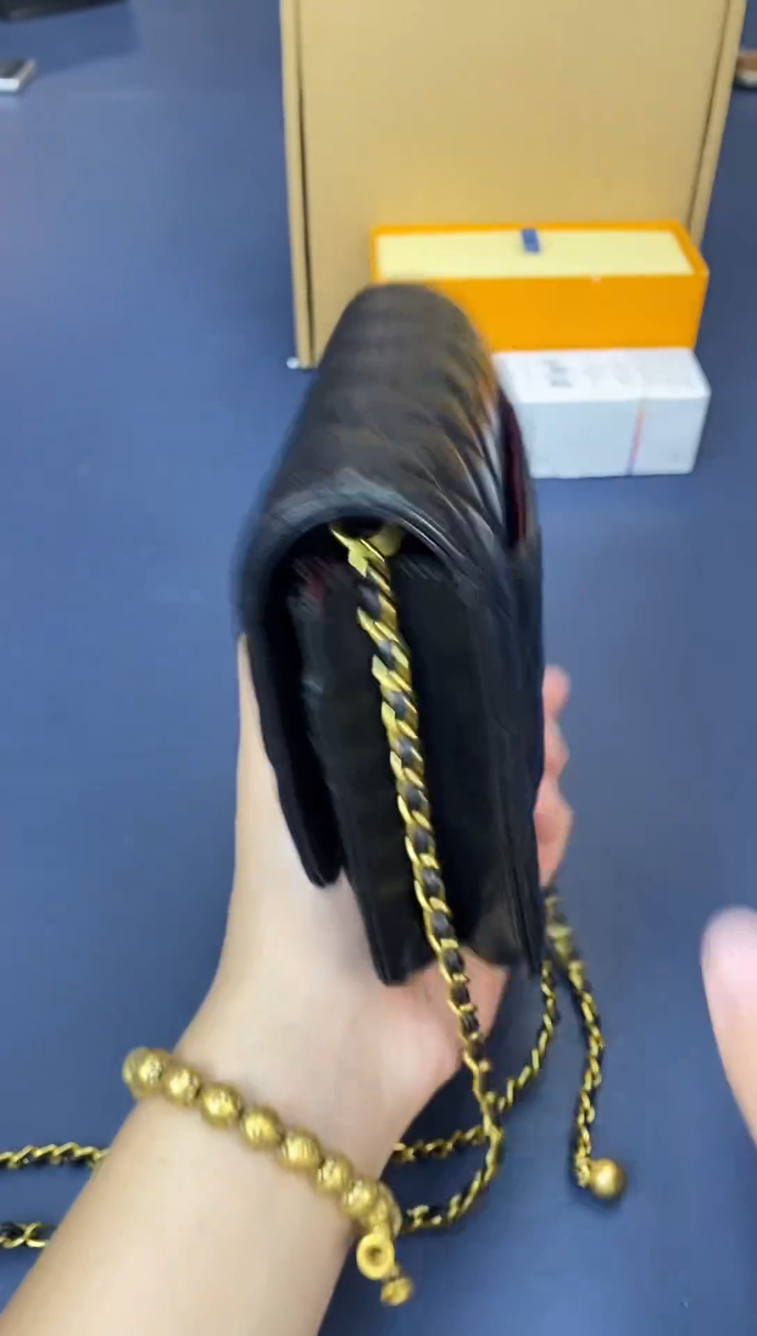 瓷片老号重启，一漏到底@@CC700