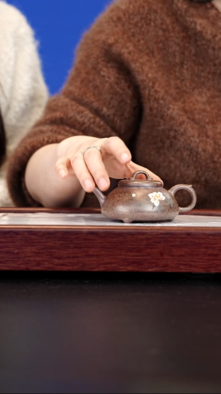 茶壶紫砂35                    