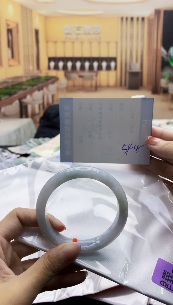 【闪购商品】翡翠手镯未镶嵌     H96-259