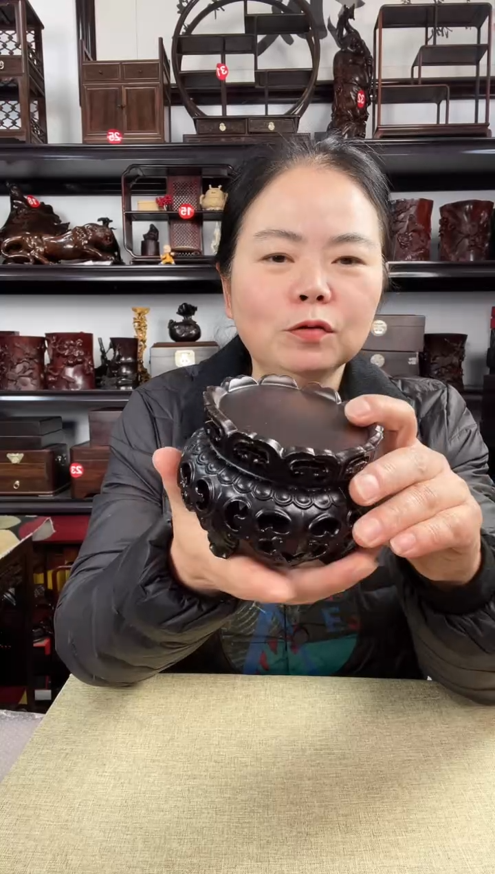 木新莲底座老李红木工艺品