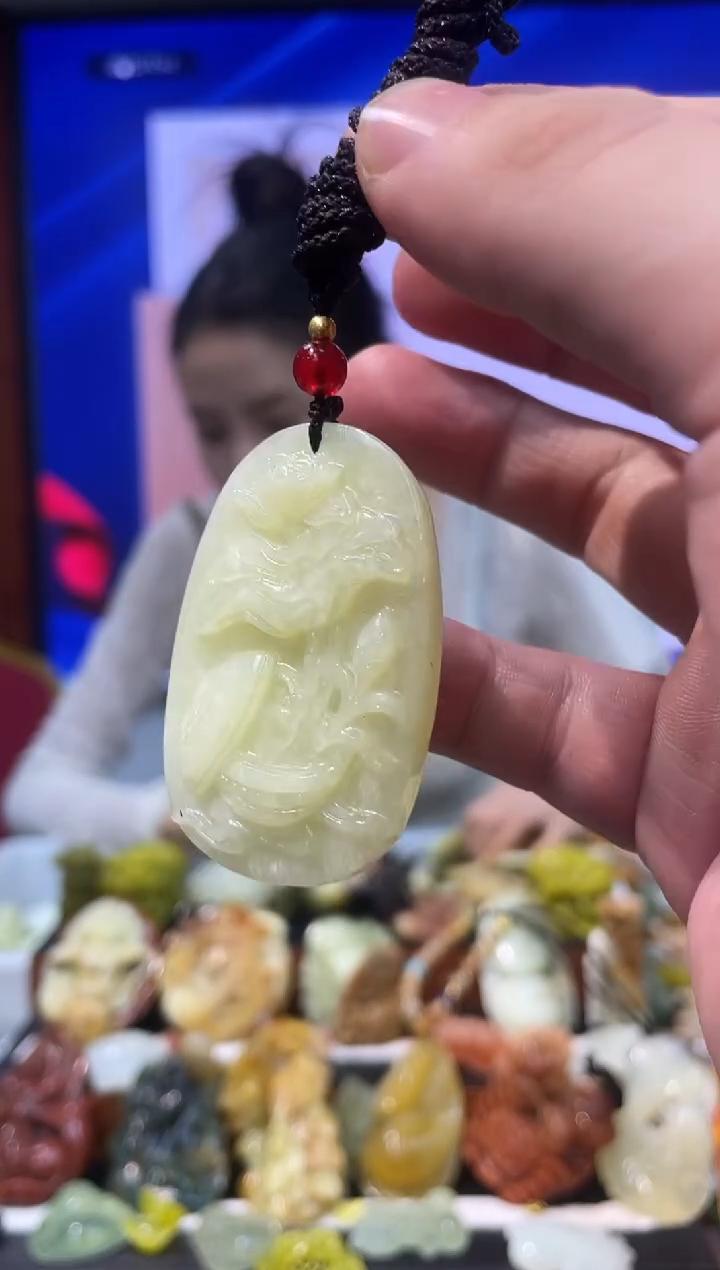 【闪购商品】岫玉吊坠未镶嵌·