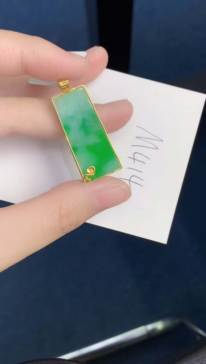 【闪购商品】翡翠颈饰18K金镶嵌000000000