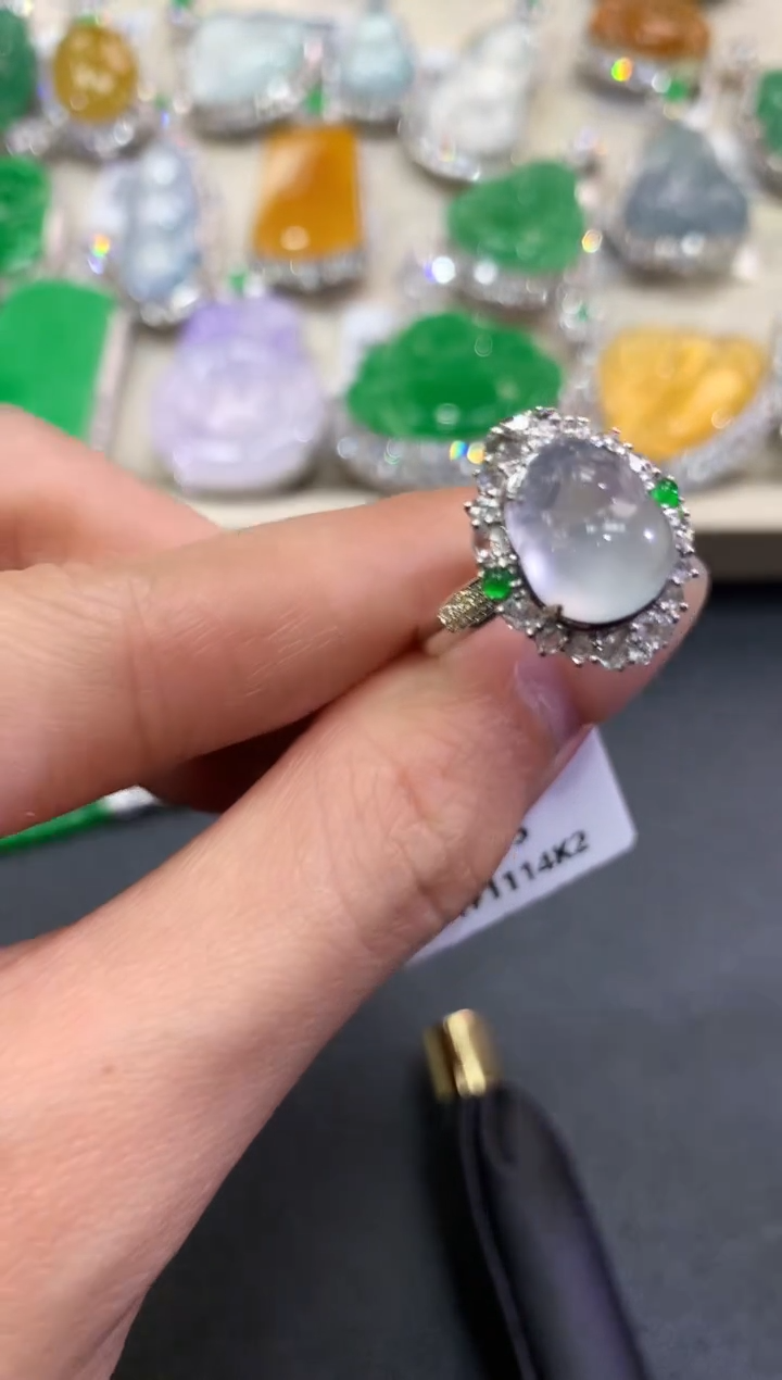 【闪购商品】翡翠戒指18K金镶嵌q128     