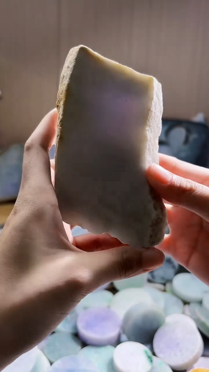 翡翠未镶嵌颈饰翡翠A货 温谭851