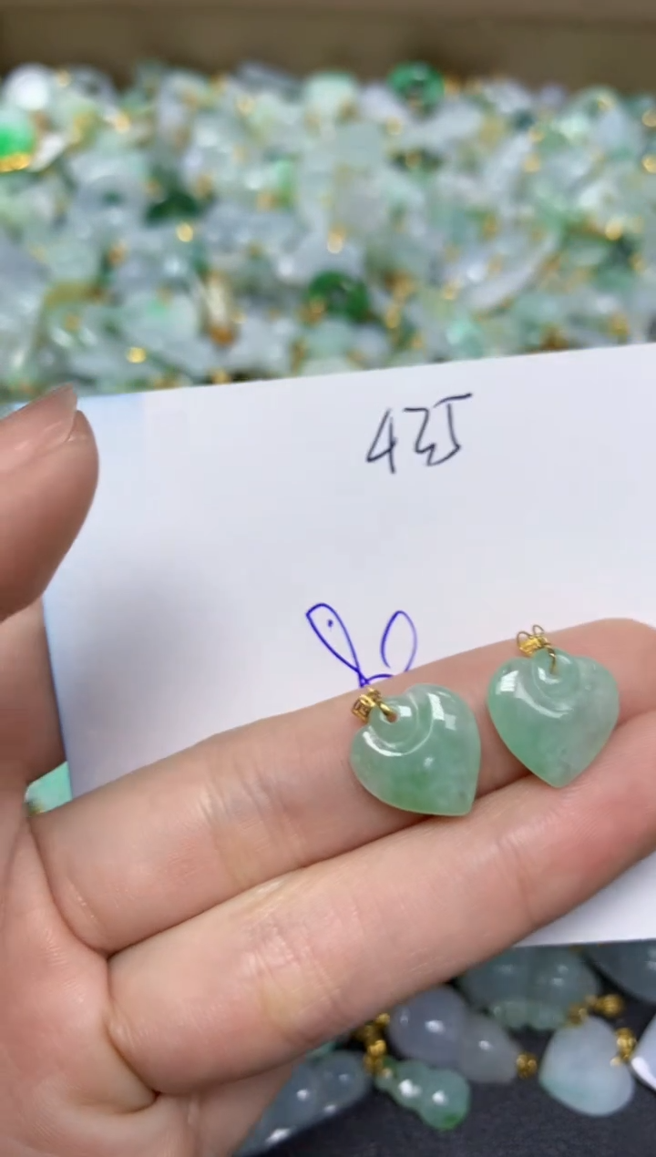 【闪购商品】翡翠颈饰18K金镶嵌天然翡翠A货