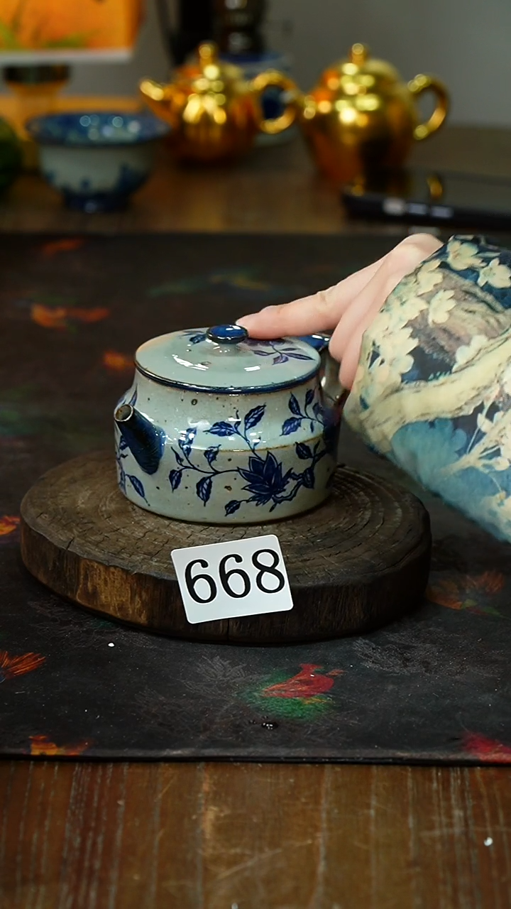 【闪购商品】.............茶碗668微瑕