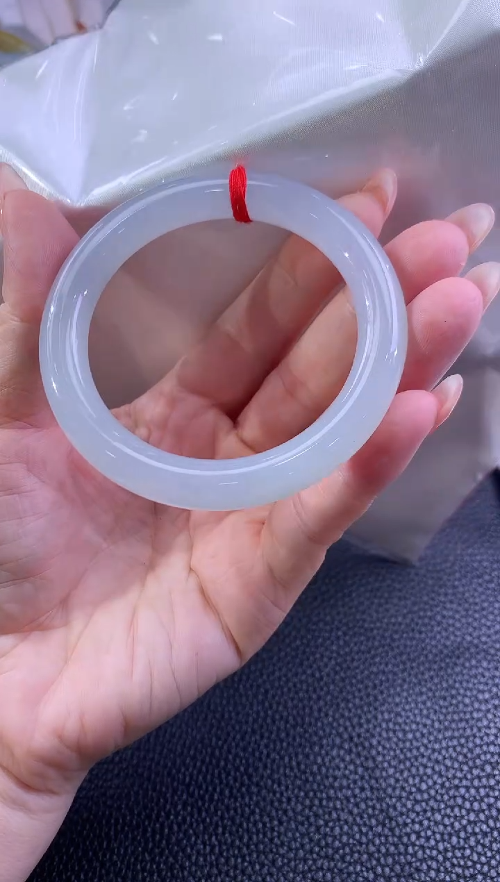 【闪购商品】翡翠手镯未镶嵌A33 翡翠